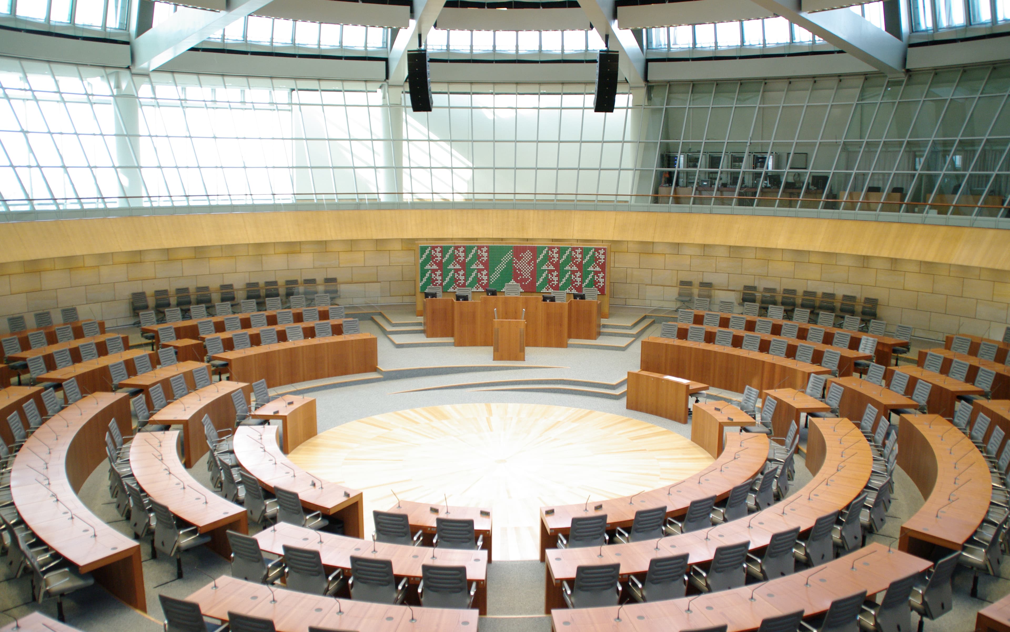 CDU Ratingen besucht den Landtag Nordrhein-Westfalen – Austausch mit Landtagsabgeordneten Dr. Jan Heinisch