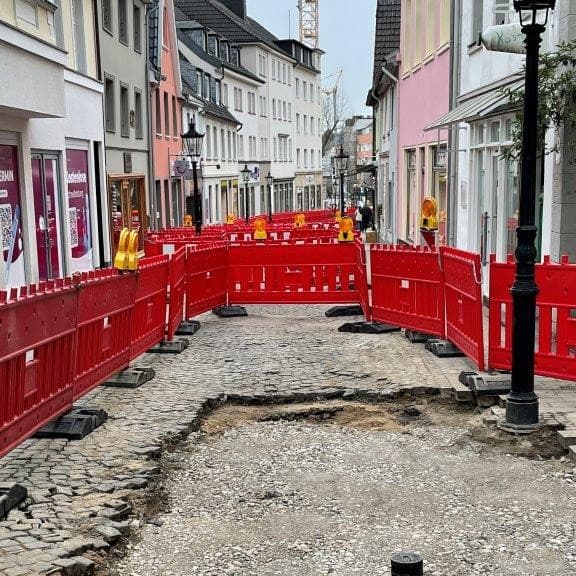 Fußgängerzone Düsseldorfer Straße zukunftsfest erneuern